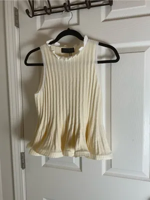 NWT Zara Cream / Butter Yellow Ribbed Knit Ruffle Trim Peplum Tank Top thumbnail 2