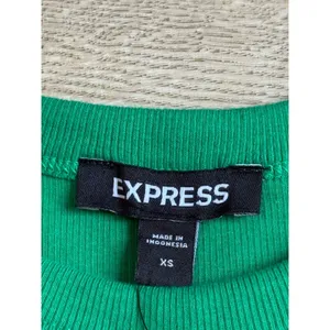 NWT Express ribbed ruffle short sleeve green top stretch size XS $49.95 thumbnail 3