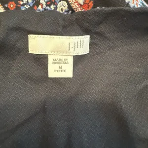 J. Jill Layered Tank‎ Top Sz MED PET Black Paisley Split Back Lined Tunic Flowy thumbnail 6