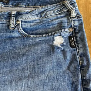 Silver Jeans Elyse Ankle Slim Sz18/L27 thumbnail 5