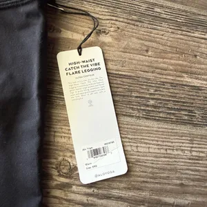 Alo High Waist Catch The Vibe Flare Cargo Legging thumbnail 4