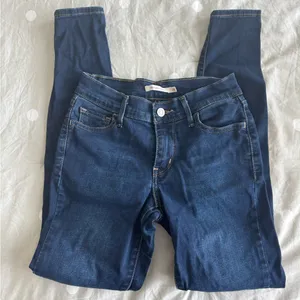 Levi's 710 Super Skinny Dark Wash Jeans, W 26/ L30 thumbnail 1