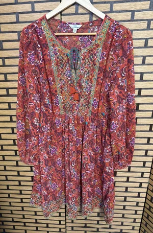 Time And Tru Orange‎ Embroidered Boho Tie Neck Shift Dress Size Medium thumbnail 1
