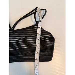 Lululemon Make a Move‎ Strappy Sports Bra Size 6 Twisted Dune Silver Fox/Black thumbnail 7