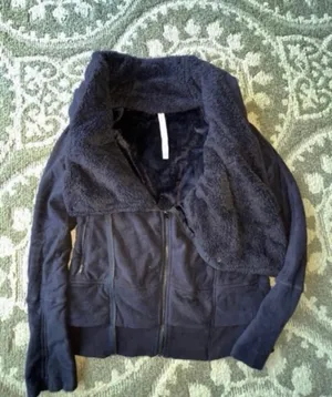 Lululemon Off The Mat Jacket size 6 purple thumbnail 3