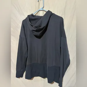 Athleta sweatshirt thumbnail 3