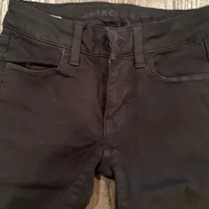Black American Eagle jeans thumbnail 4