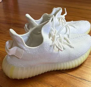 Adidas Yeezys 350 Boost thumbnail 1
