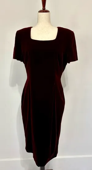 Maggy London Wine Red Velvet Evening Dress Short Sleeve Sz 12 thumbnail 1