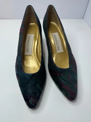 Naturalizer Red and Green Kitten Heels Size 7.5 thumbnail 2