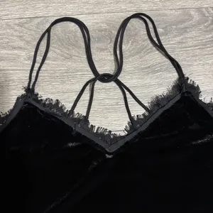 Abercrombie & Fitch Black Y2K Velvet Lace Trim Cami Tank Whimsigoth‎ Top Women S thumbnail 5