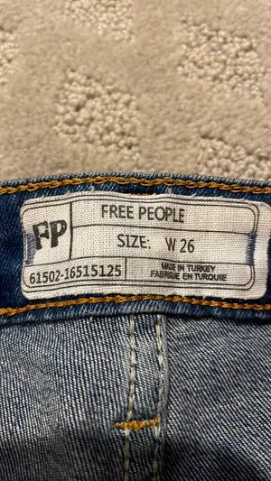 Jeans thumbnail 2