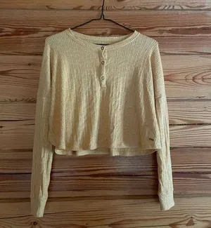 Hollister long sleeve cropped thermal​​​​ thumbnail 1