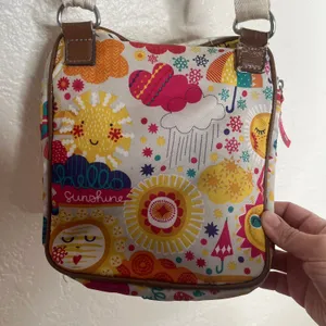 Lily Bloom Gigi Crossbody Graphic Purse Women Spring‎ Shower Zipper Bag thumbnail 3