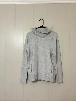 Lululemon High Lines Pullover Heathered Core Ultra Light Gray Size 10 Thumbholes thumbnail 10