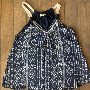 Rewind Navy and Cream Flowy Top thumbnail 1