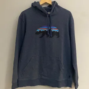 PATAGONIA Graphic Uprisal. Women’s navy blue hoodie size M thumbnail 1