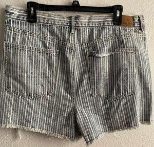 American Eagle Outfitters 90’s boyfriend shorts 16🆕 thumbnail 5