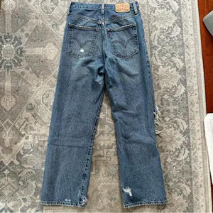 Levi’s Ribcage Straight Ankle Jean thumbnail 2