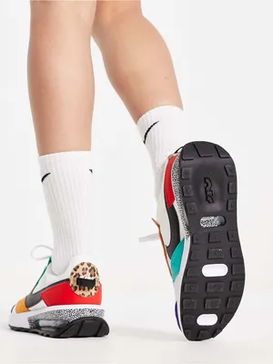 Nike Air Max Pre-Day SE women’s sneakers in summit white/multicolor Size 6 thumbnail 3