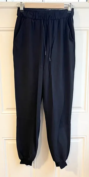 Lululemon Keep Moving Jogger thumbnail 1