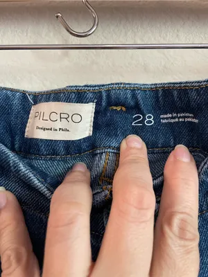 Anthropologie Pilcro Full-Length Relaxed Barrel Jeans Size 28 thumbnail 4
