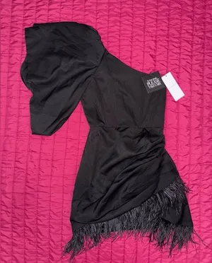 Nwt Club L London Asymetrical Volume Draped Feather Mini Dress Size Us‎ 4 thumbnail 1
