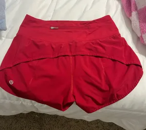 Lululemon Hotty Shorts 2.5 long thumbnail 1