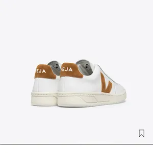 VEJA V-12 LEATHER WHITE CAMEL (2) thumbnail 3