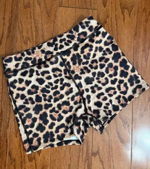 Missguided Leopard Active hustle shorts - Size Medium. ***Refer to measurement. Gently warn and Excellent condition. Measurements approximately 14” waste not fully stretched out x 12” long. Non-smoking home. Sold as is. Priced to sell at as is condition. If you don’t like my price make reasonable offers. thumbnail 1