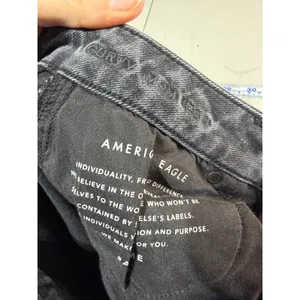American Eagle Curvy Mom Jean Womens Size 4 Grey Faded High Rise Denim Grunge thumbnail 3