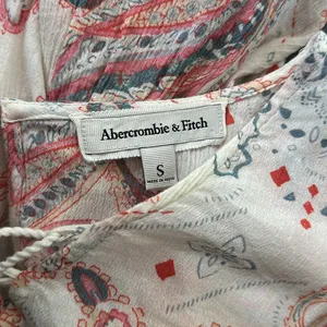 Abercrombie & Fitch Paisley Print Boho Blouse Size‎ Small thumbnail 6