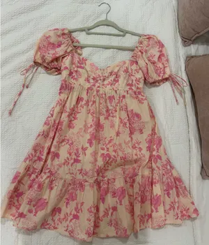 Boutique Floral Dress thumbnail 3