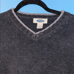 Old Navy V-Neck Sweater in Dark Gray thumbnail 2