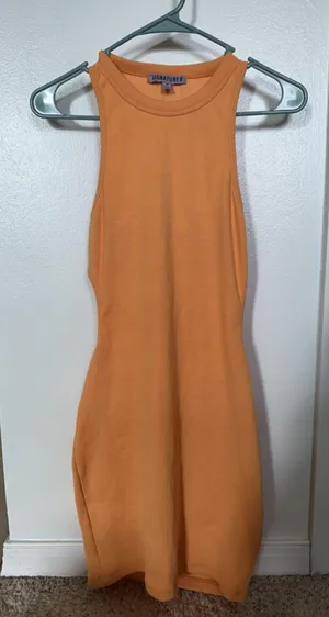 Dress thumbnail 1