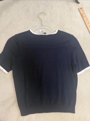 H&M Divided Navy Blue & White Trim Short Sleeve Fitted Crew Neck T-shirt Medium thumbnail 4