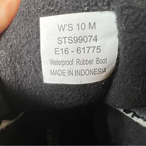 Sperry | Saltwater Nylon Quilted Duck Boots thumbnail 4