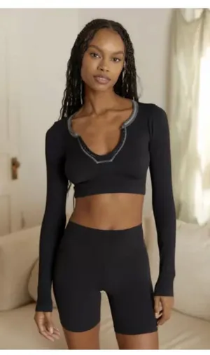 Black Size XS thumbnail 2