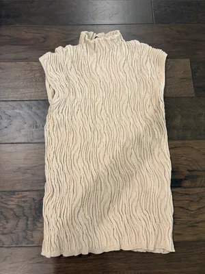 New With Tags Zara Beige Knit Textured Funnel Neck Top Sz M thumbnail 3