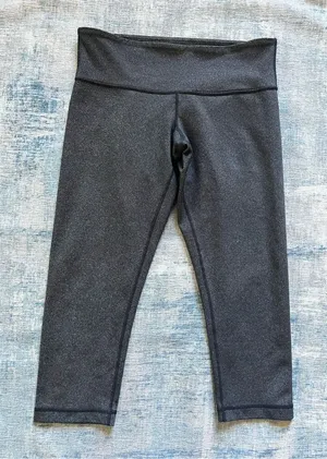 Lululemon Dark Heathered Charcoal Gray Align Cropped Leggings Size 8 thumbnail 1
