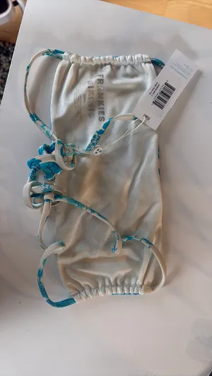 Frankies Bikinis Top thumbnail 3