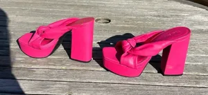 Open Edit Kaia Knot Platform Sandals in pink rouge size 7 hot summer spring‎ y2k thumbnail 1