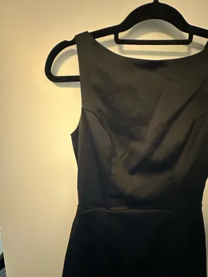 Abercrombie and Fitch Black Backless Dress thumbnail 4