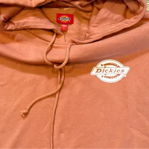 Dickies Women’s Relaxed Fit Coral Peach Hoodie Size Large thumbnail 3
