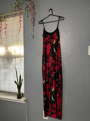 White Fox Red Floral Mesh Maxi Dress – Size Medium thumbnail 3