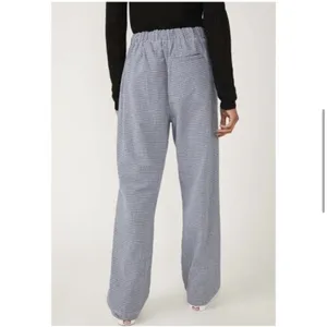 Free People Kate Gingham‎ Pants Navy White 100% Cotton Straight Leg Size Medium thumbnail 2