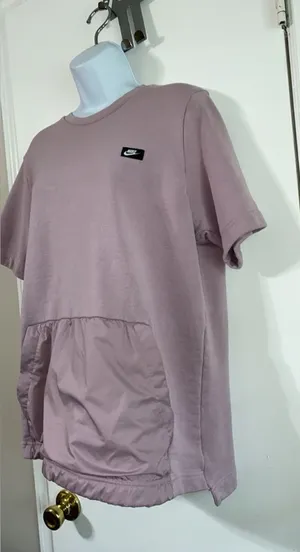 Nike mauve short sleeve shirt size medium thumbnail 1