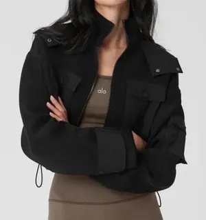 Alo Yoga Cropped Engage Cargo Parka Black S thumbnail 1