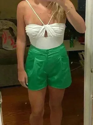 Zara women's green tailored shorts size M thumbnail 5