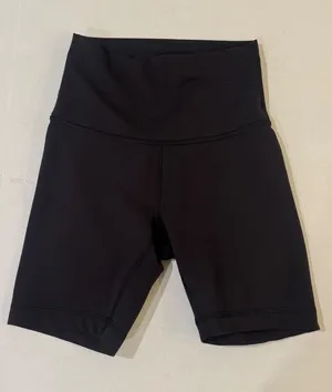 Lululemon‎ Align High-Rise Short 6" Womens 2 Black Excellent Nulu Biker Yoga thumbnail 1